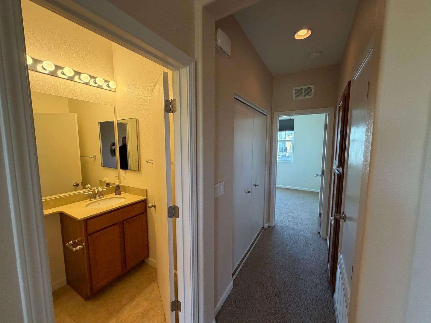Rancho Cordova Townhome: 10847 Wraysbury Way