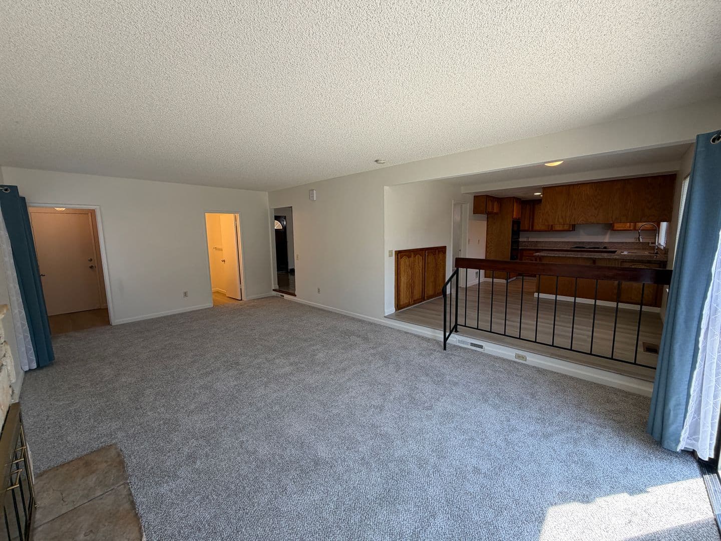 Sacramento House: 872 Shellwood Way