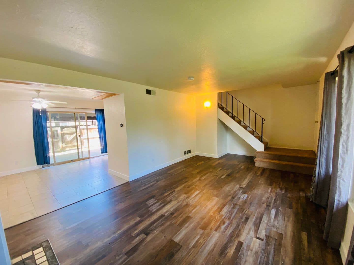 Sacramento Townhome: 8868 La Riviera Dr