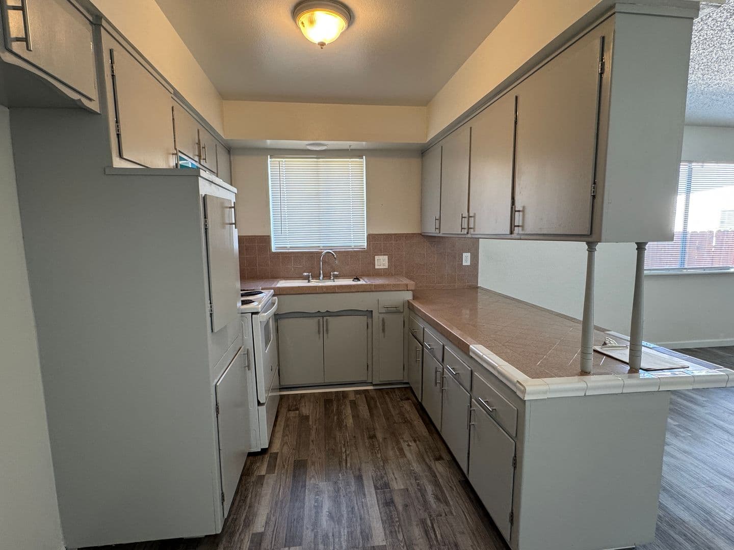 Stockton House: 309 Cordova Ln