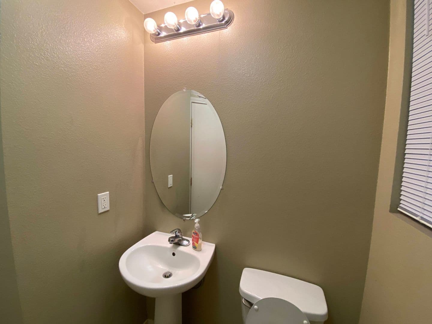 Stockton House: 1802 Caleb Cir