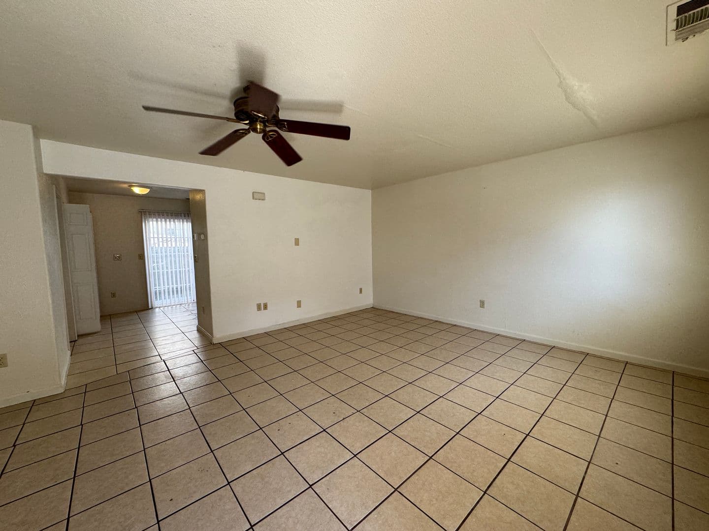 Stockton Apartment: 8626 Acapulco Way
