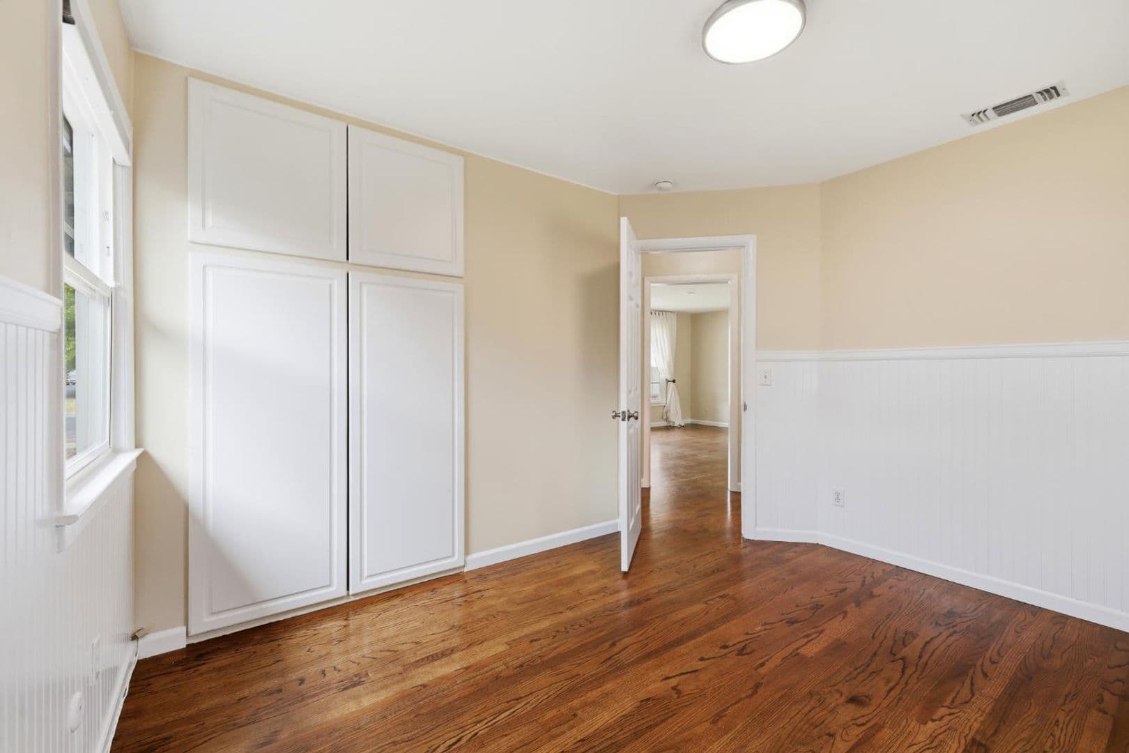 Elk Grove House: 8954 Truman St