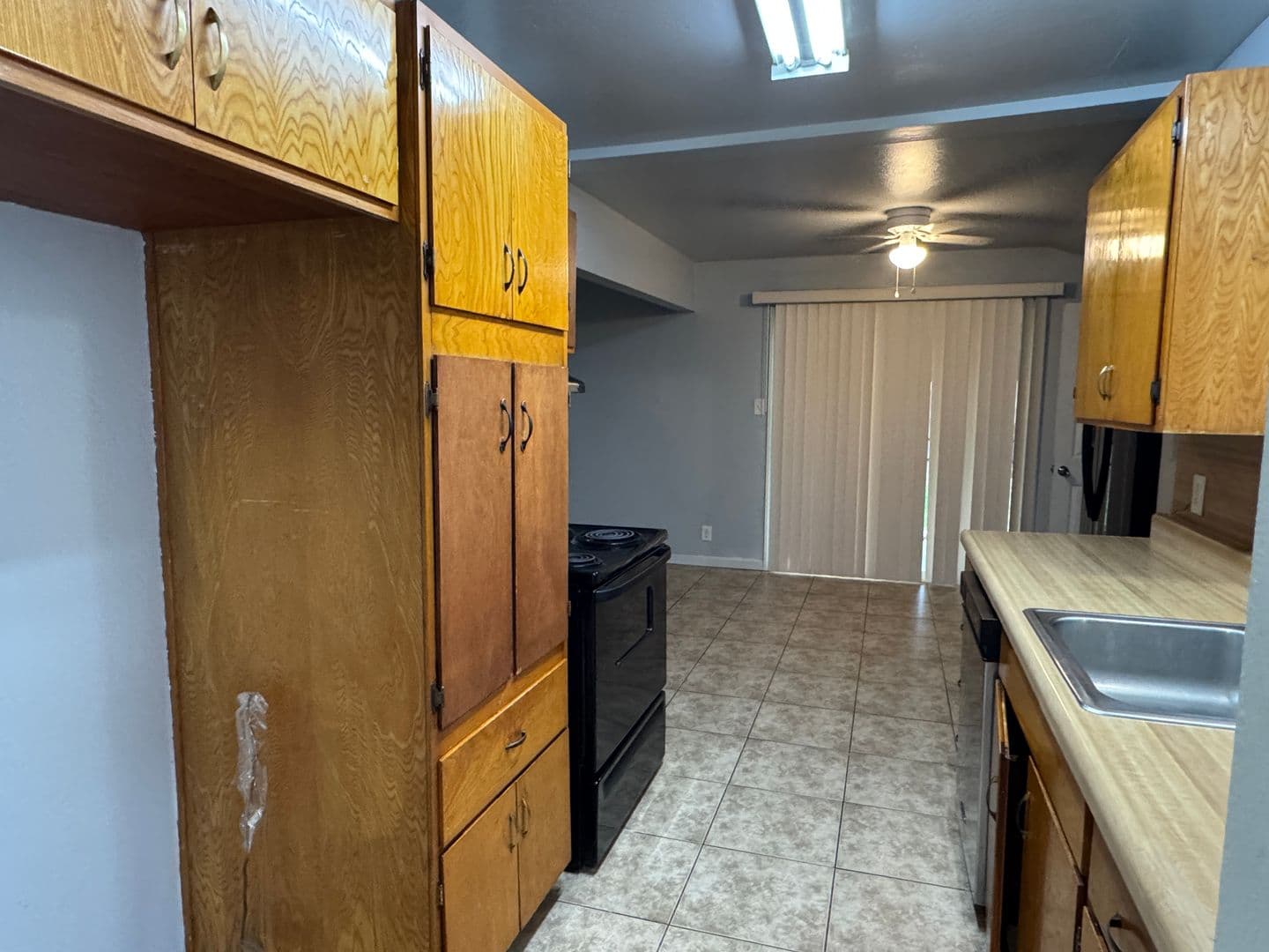 Stockton House: 714 E Longview Ave