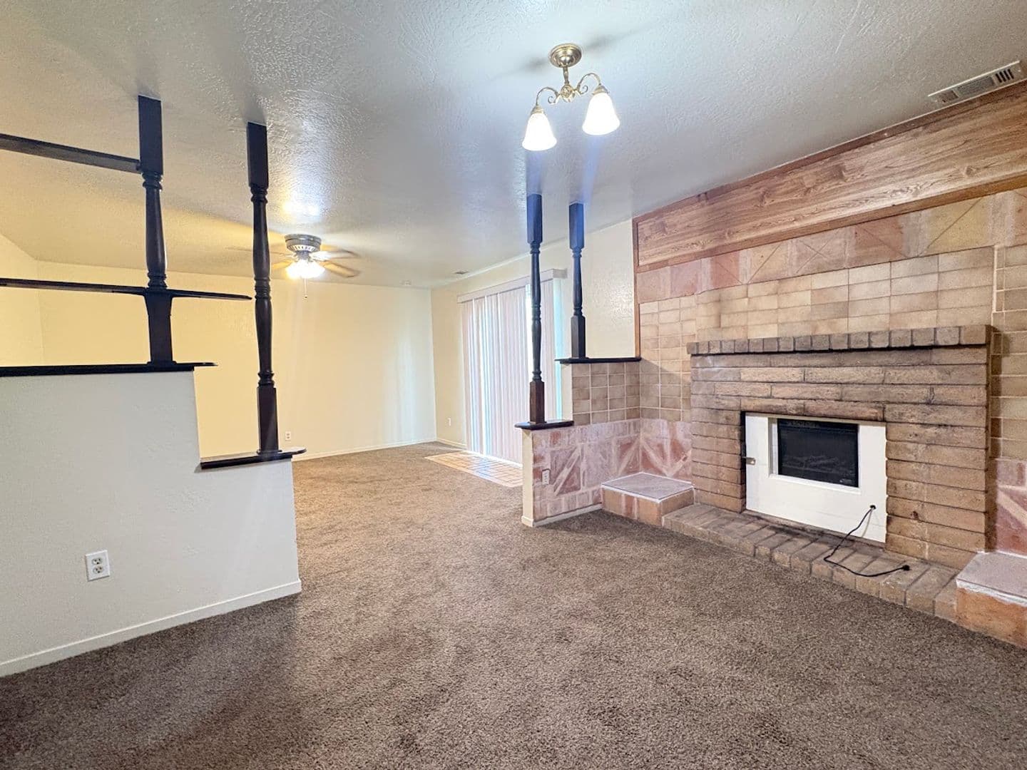 Stockton House: 1025 E 9th St