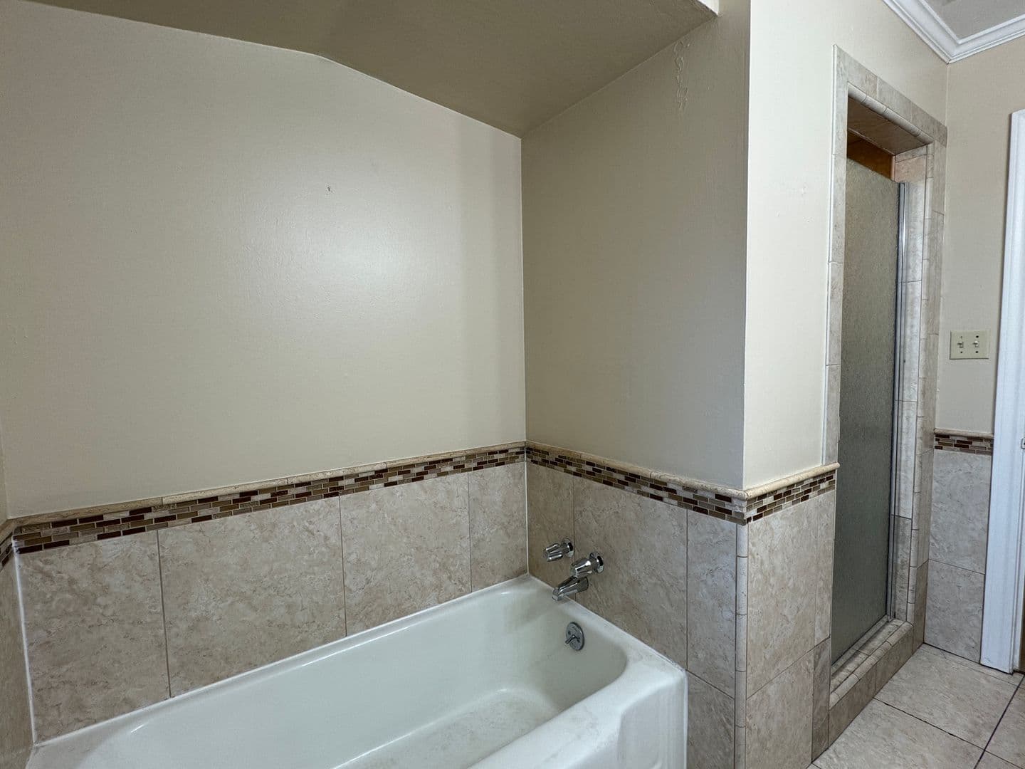 Stockton House: 1220 W Benjamin Holt Dr