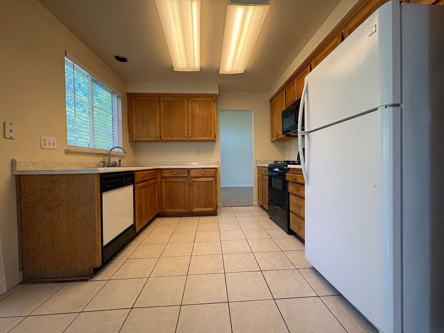 Stockton House: 4003 Ews Woods Blvd