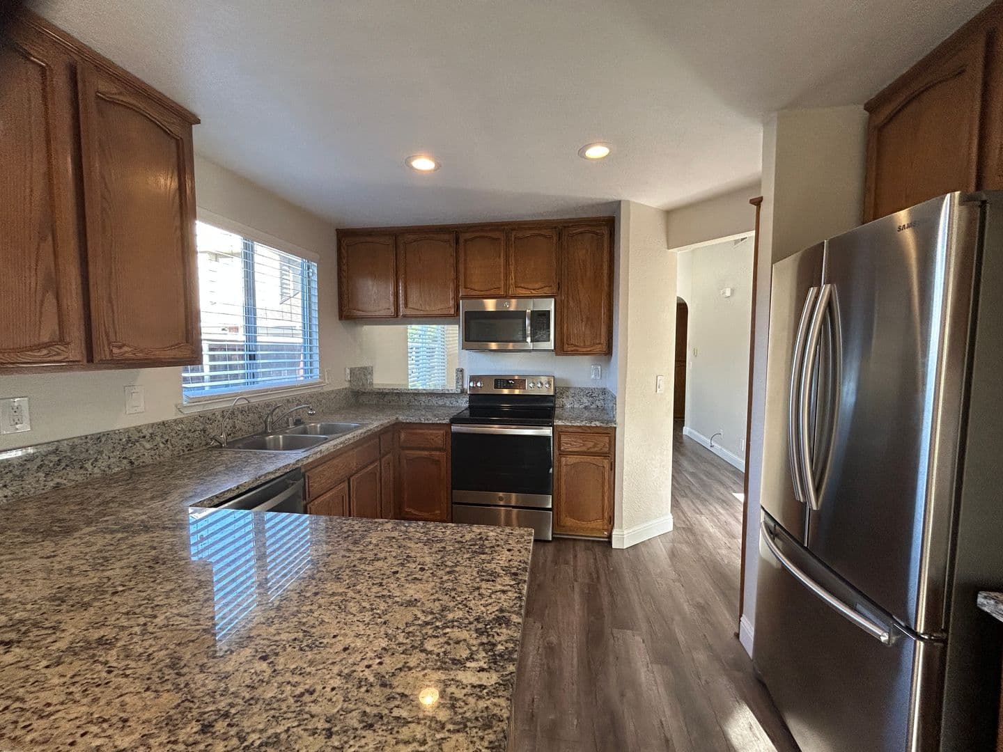 Elk Grove House: 9493 Whithorn Ct