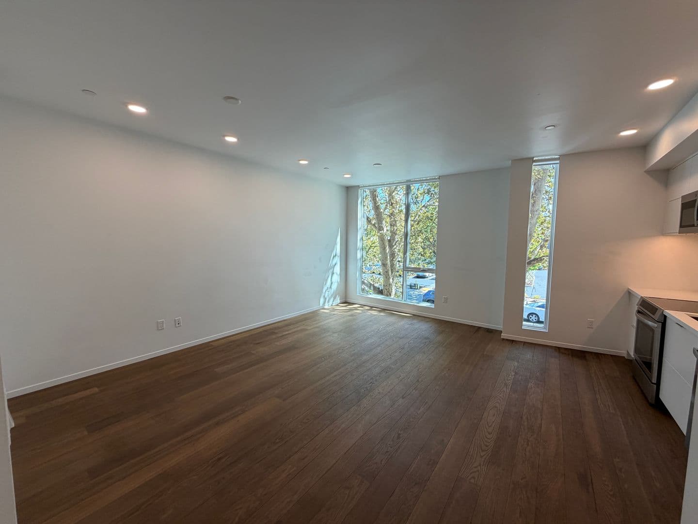 Sacramento Multiplex: 2419 Binnen Ln