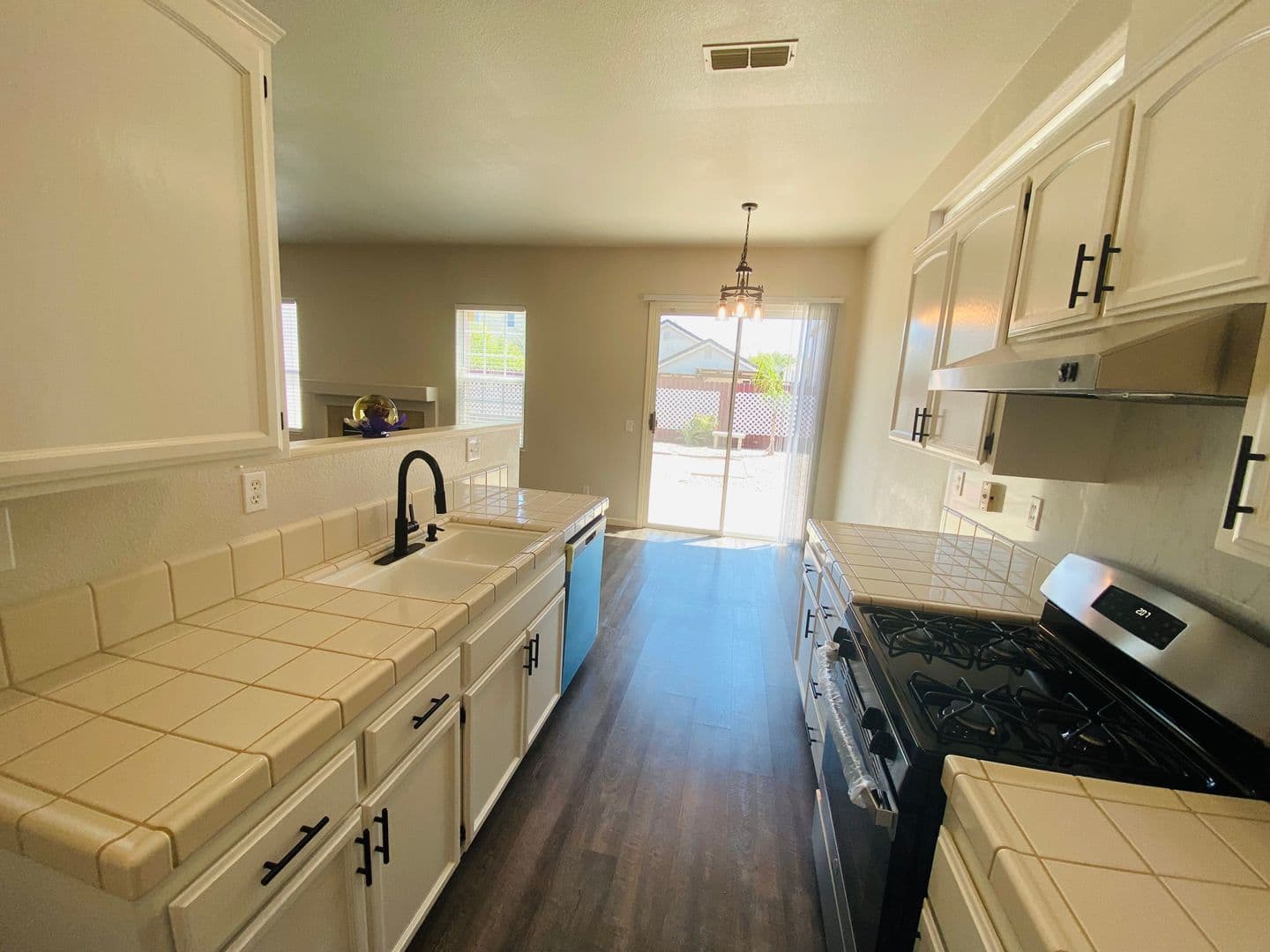 Elk Grove House: 8552 Charente Way
