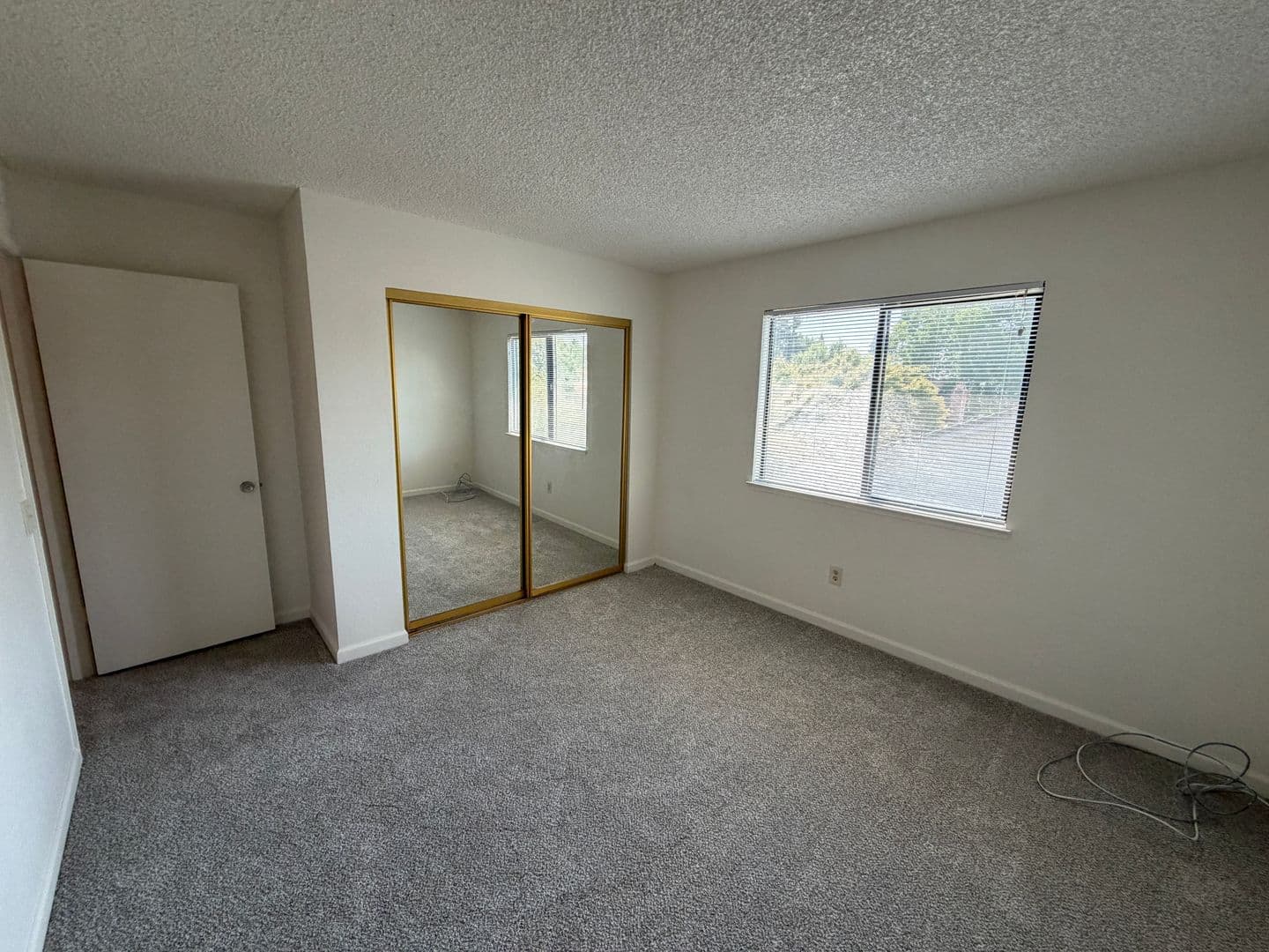Sacramento House: 872 Shellwood Way