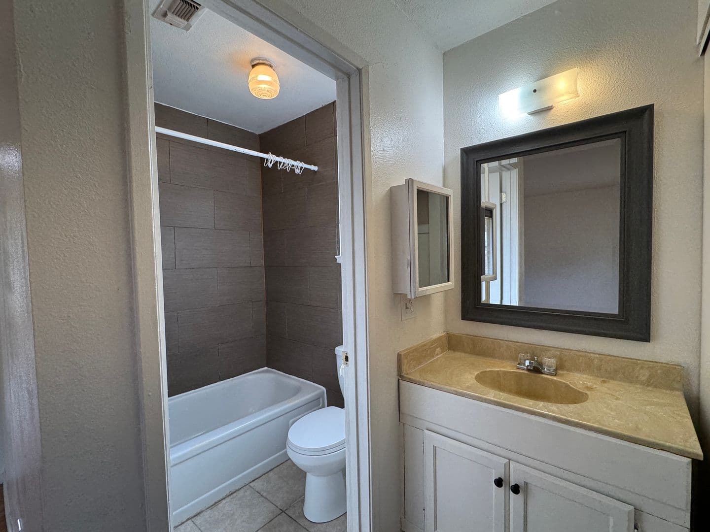 Stockton House: 8213 Diana Marie Dr