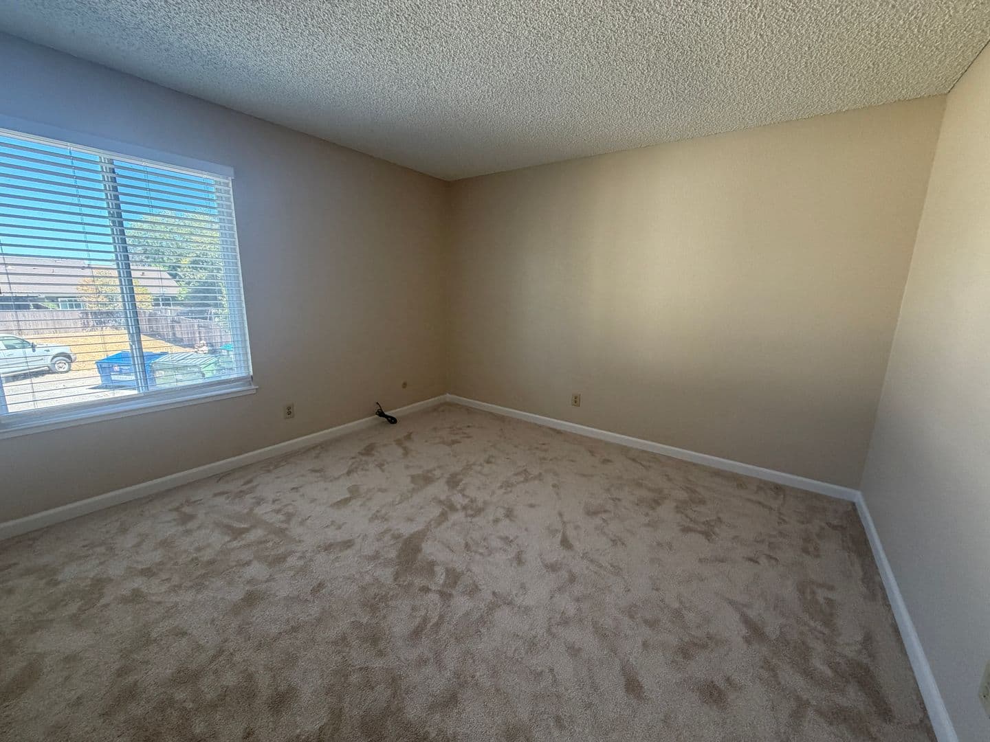 Elk Grove Apartment: 8931, 8933, & 8935 Rancho Grande Ct