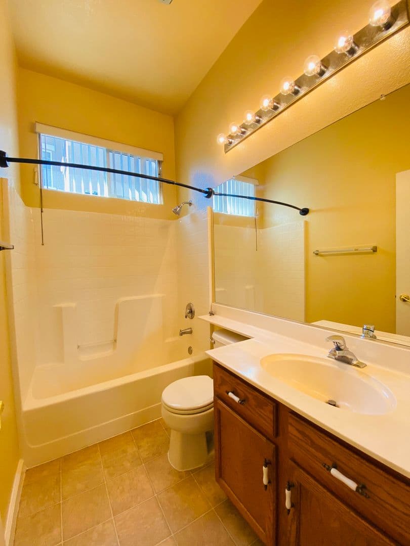 Elk Grove House: 9565 Stone Springs Dr