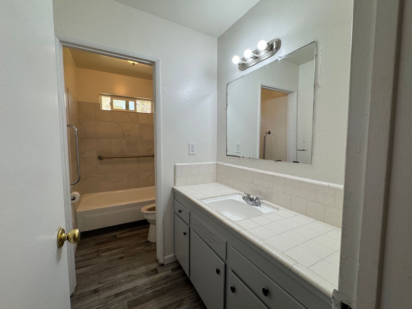 Stockton House: 309 Cordova Ln