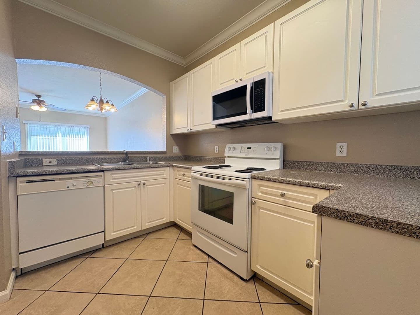 Stockton Condo: 8905 Davis Rd
