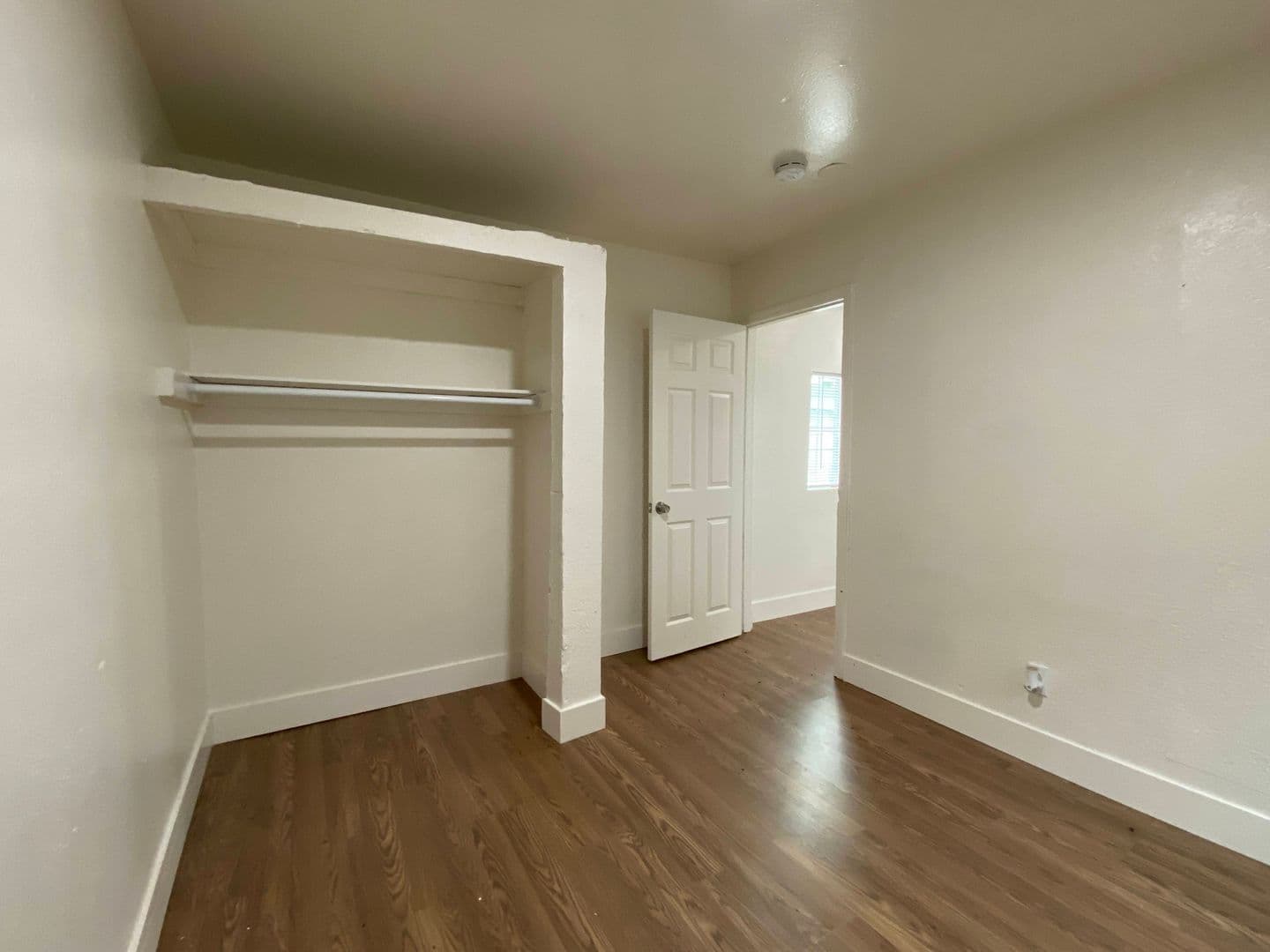 Stockton Apartment: 462 Delhi Ave