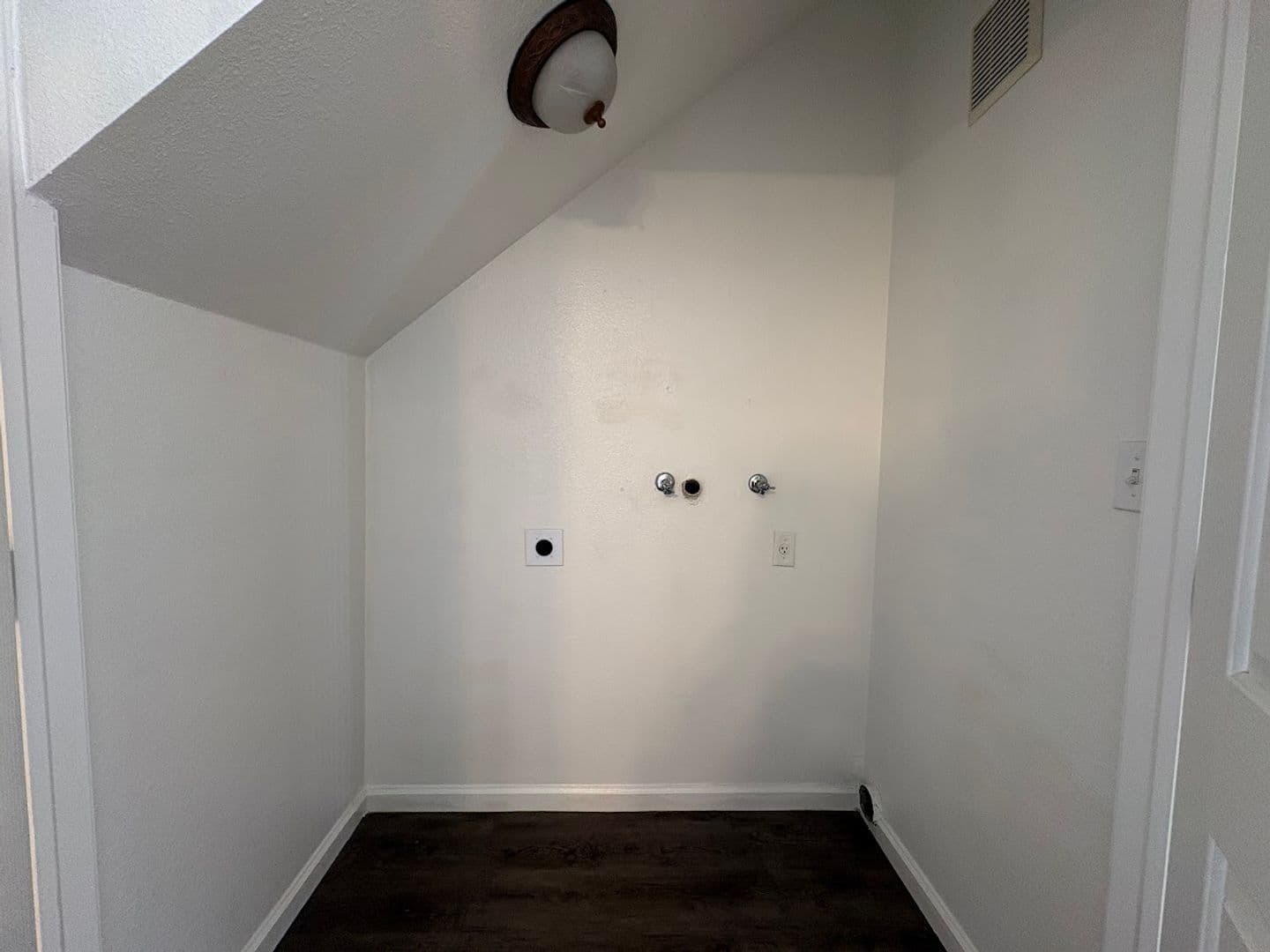Stockton Condo: 8905 Davis Rd