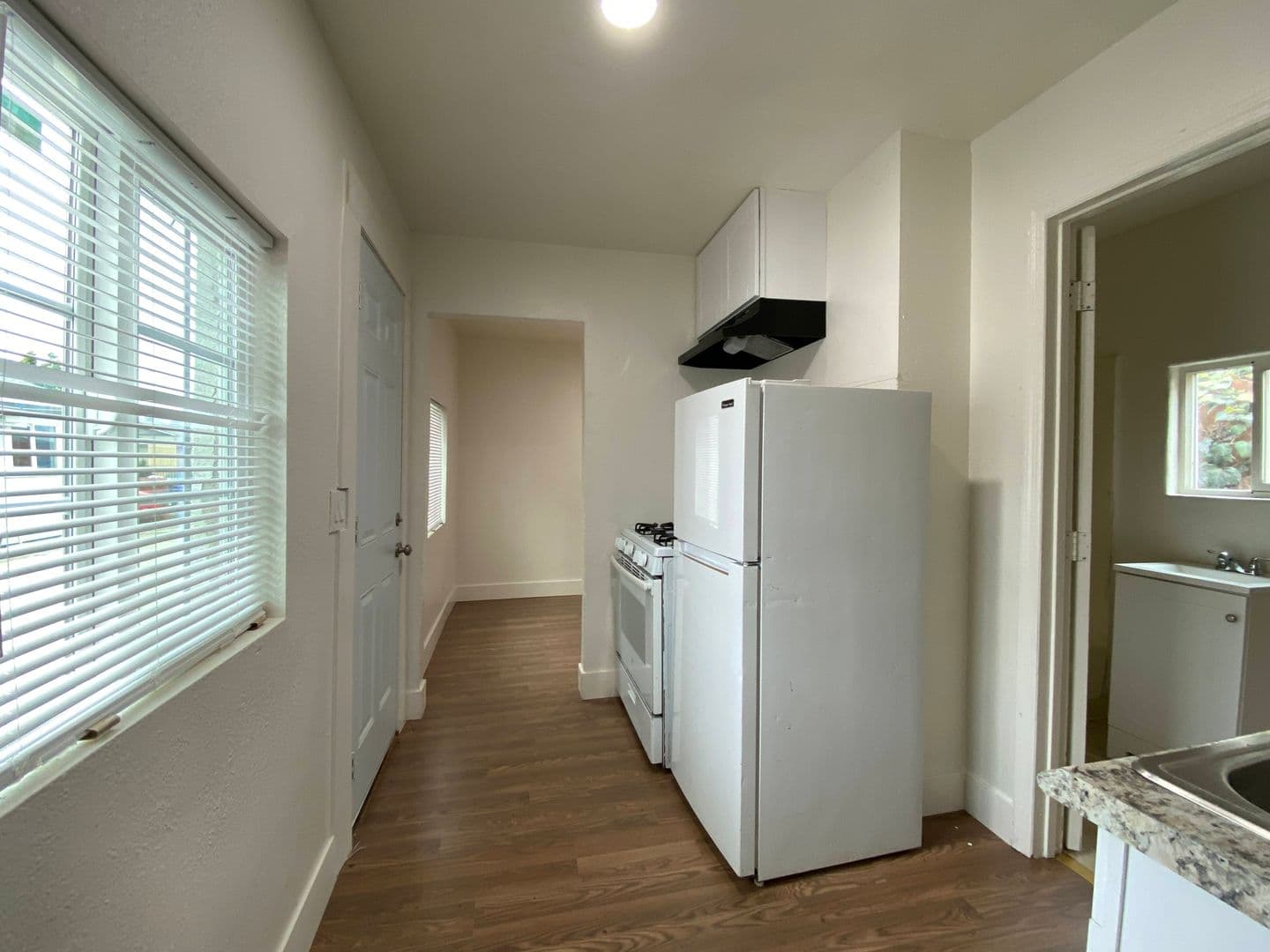 Stockton Apartment: 462 Delhi Ave