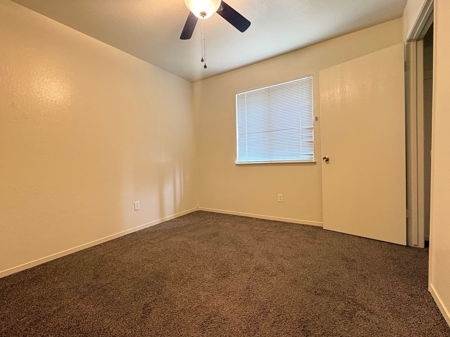 Stockton House: 1025 E 9th St