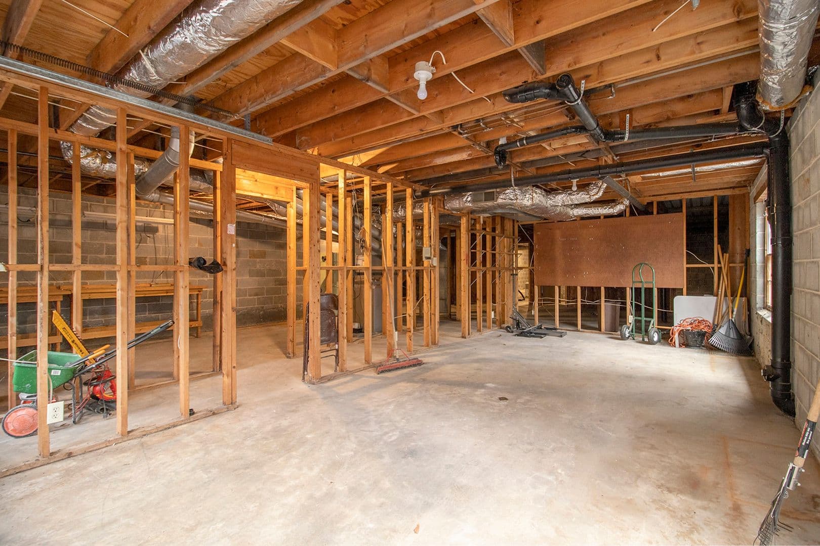 Lawrenceville House: 3391 Oak Drive