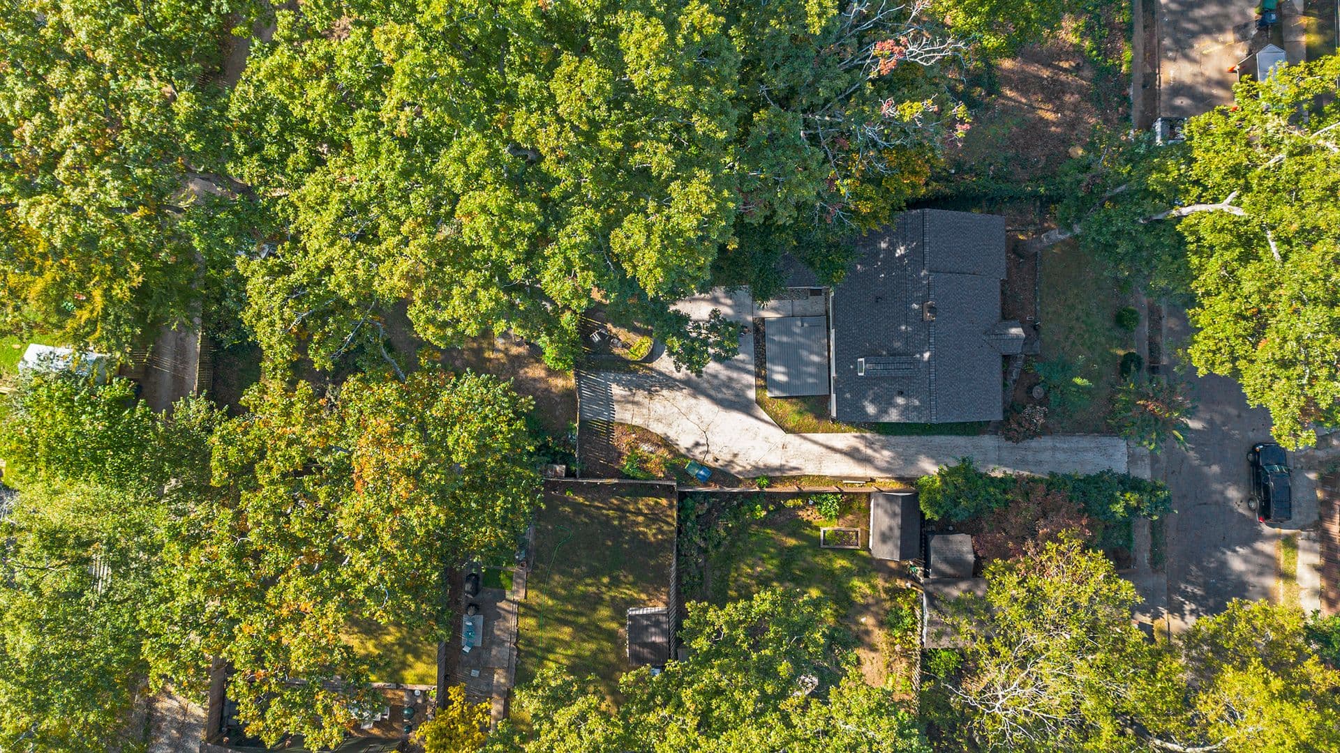 Atlanta House: 39 Lakeview Drive NE