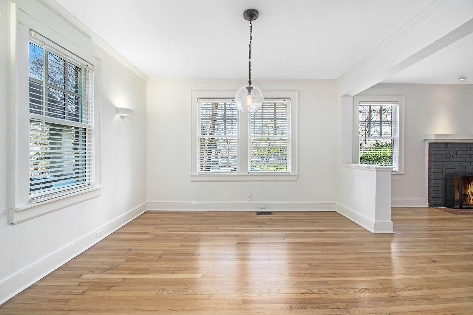 Atlanta House: 476 Hemlock Circle