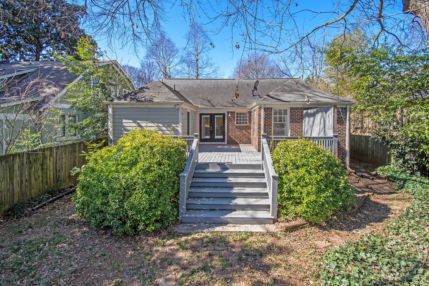 Atlanta House: 476 Hemlock Circle