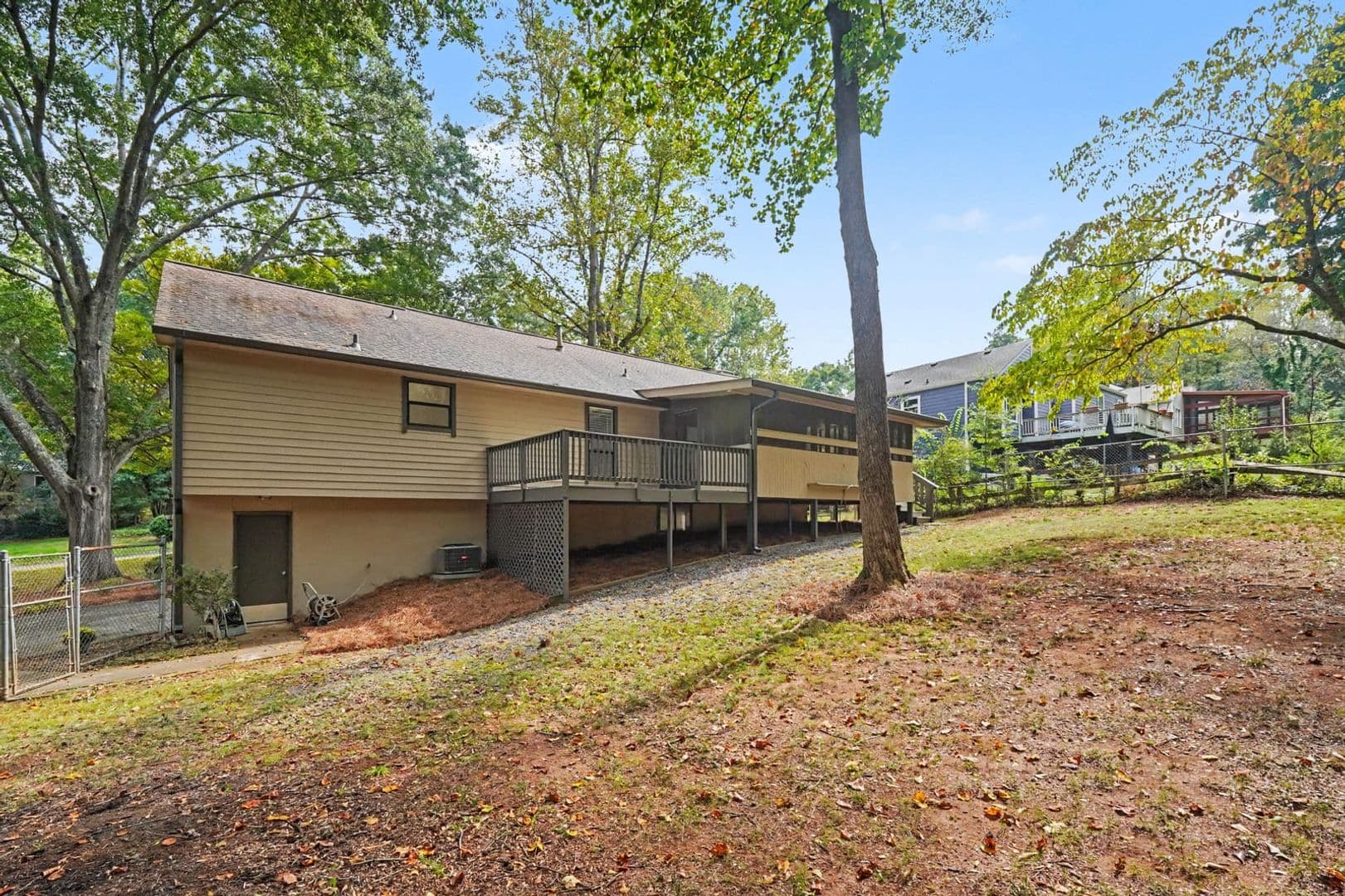 Marietta House: 3963 Viewpoint Court