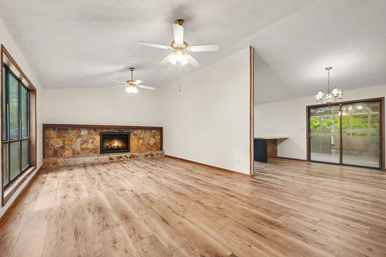 Marietta House: 3963 Viewpoint Court