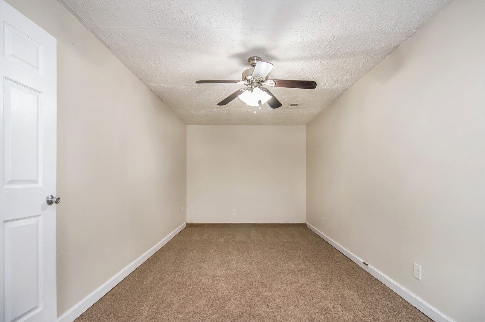 Lithonia House: 5515 Mallard Trail