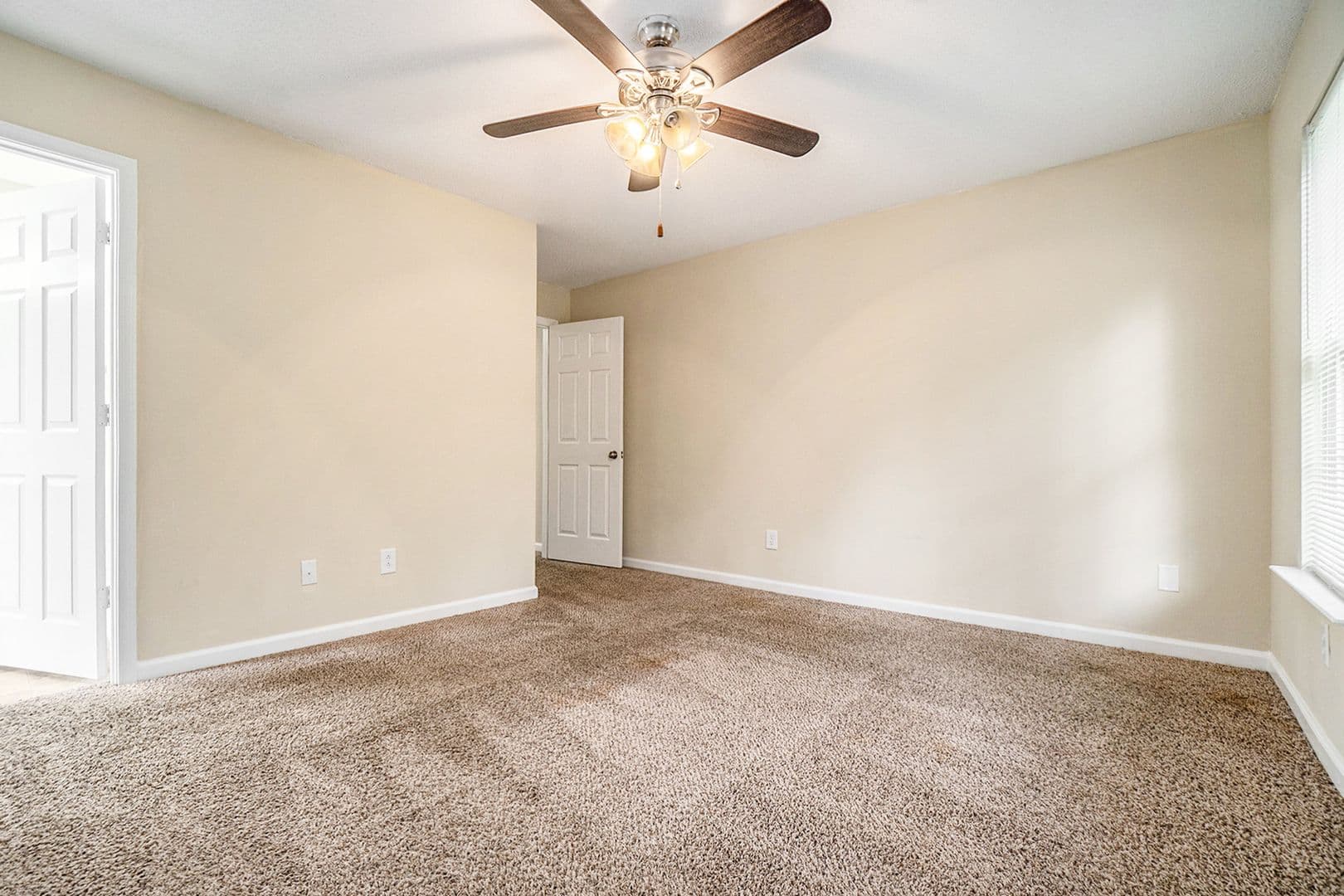 Ellenwood House: 4210 Boulder Green Circle