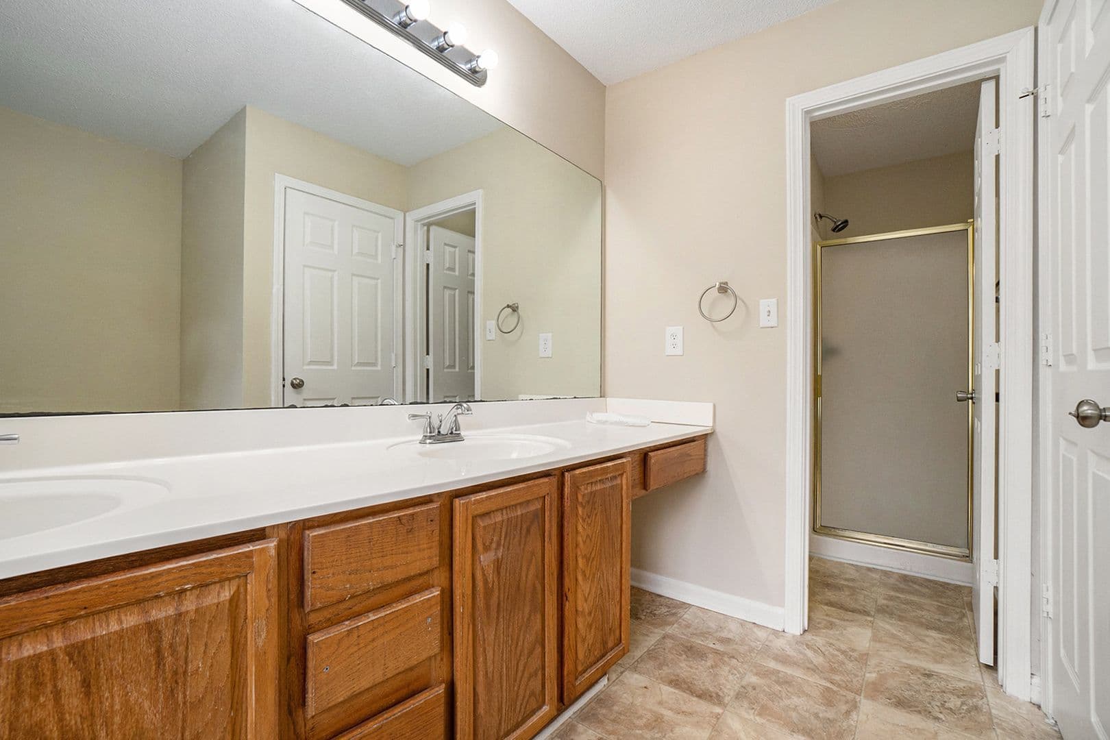 Ellenwood House: 4210 Boulder Green Circle