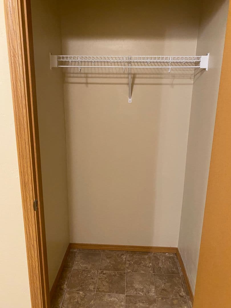 Appleton Apartment: 1275, 1319, 1327 & 1339 W. Beau Ryan Court