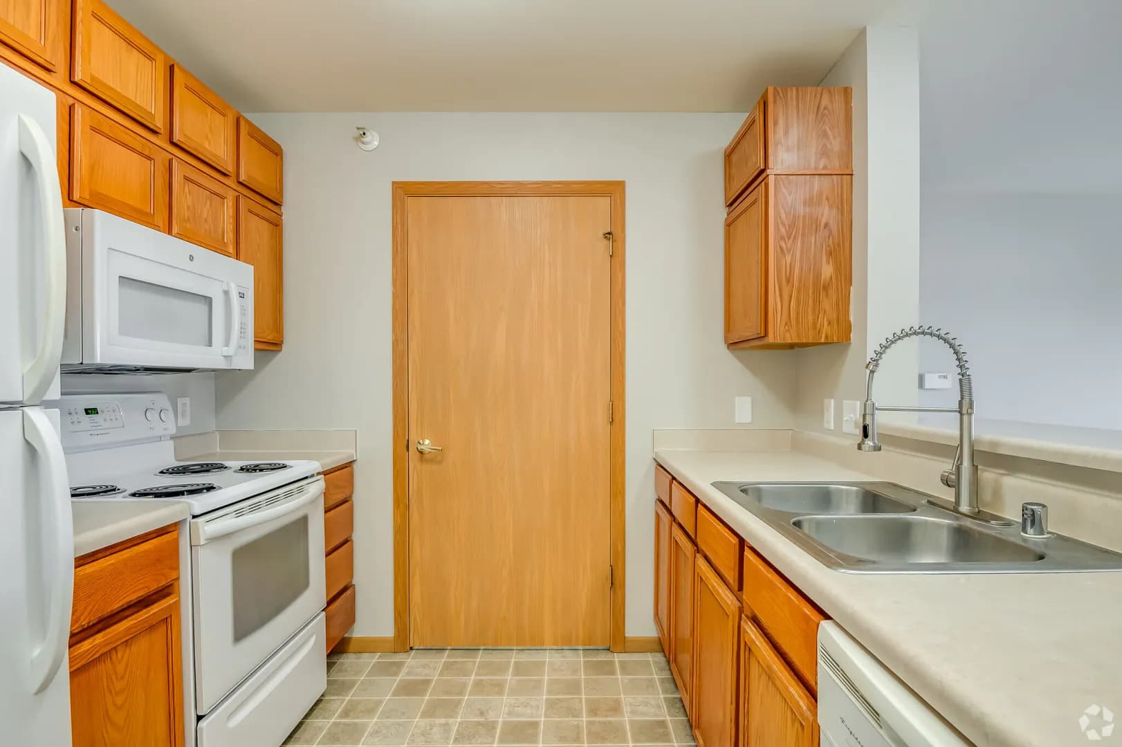 Sheboygan Apartment: 3849 Heather Valley Road