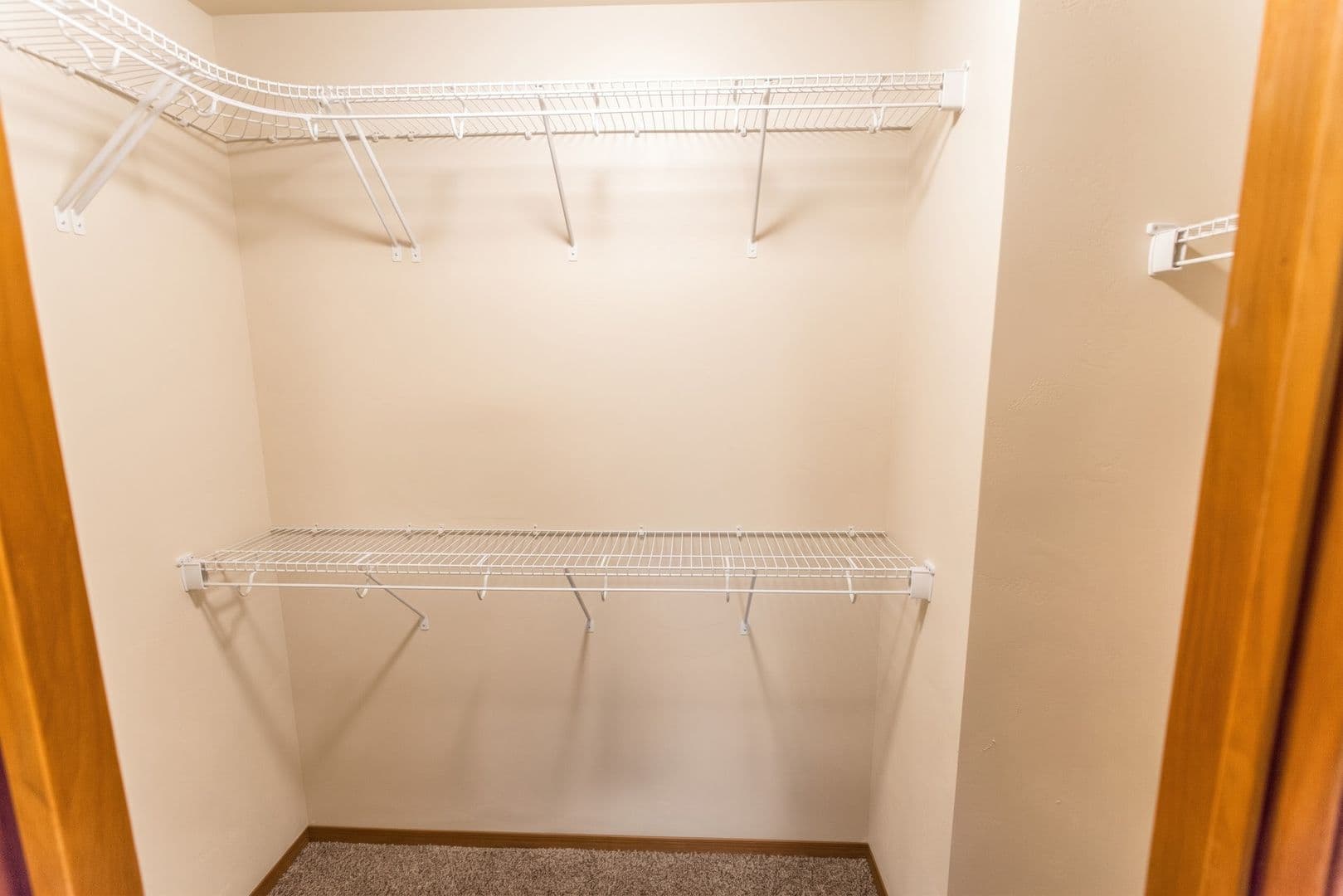 Beaver Dam Apartment: 1100 S. University Ave.