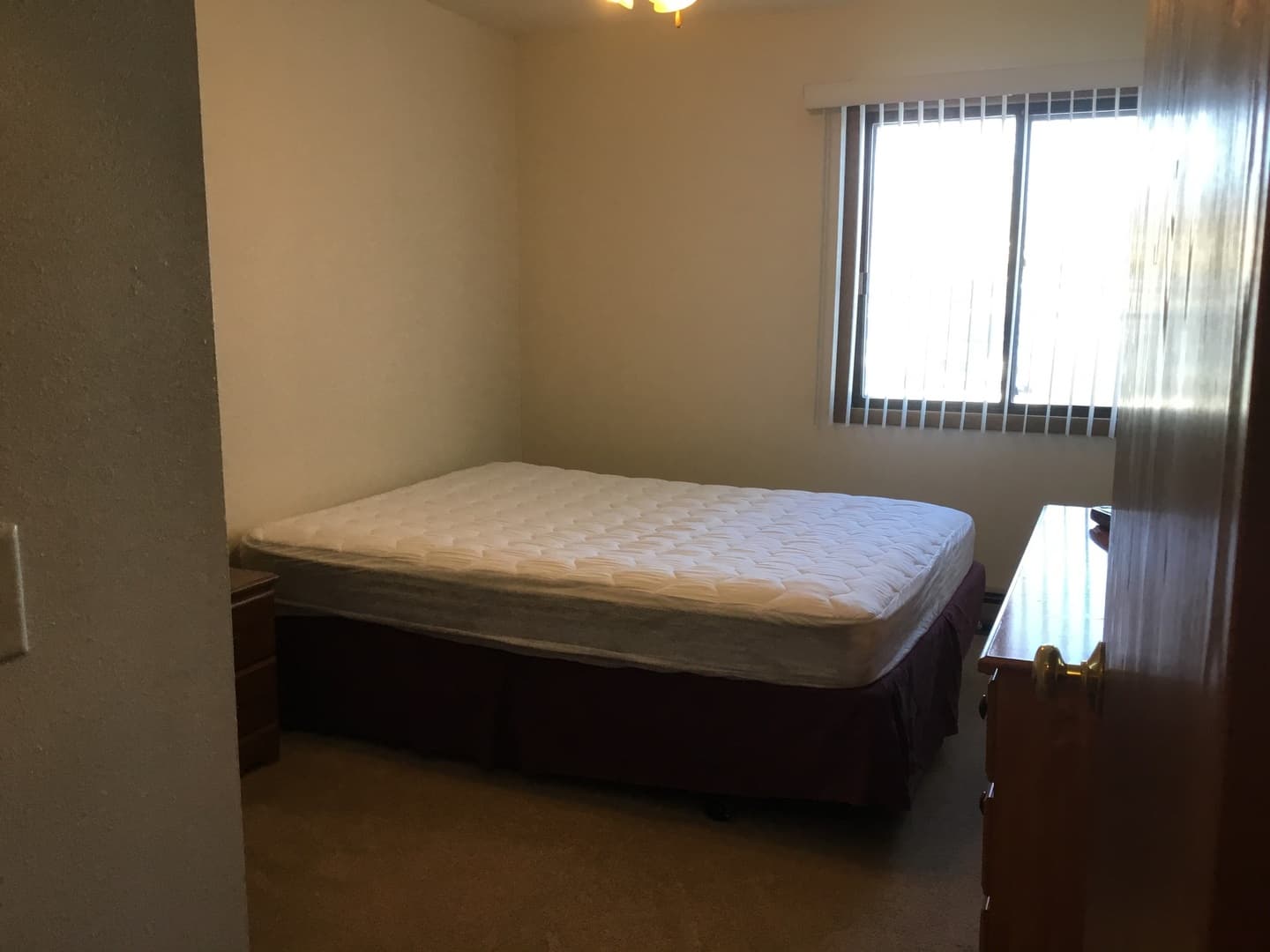 Marshfield Apartment: 1626 N. Fig Ave.