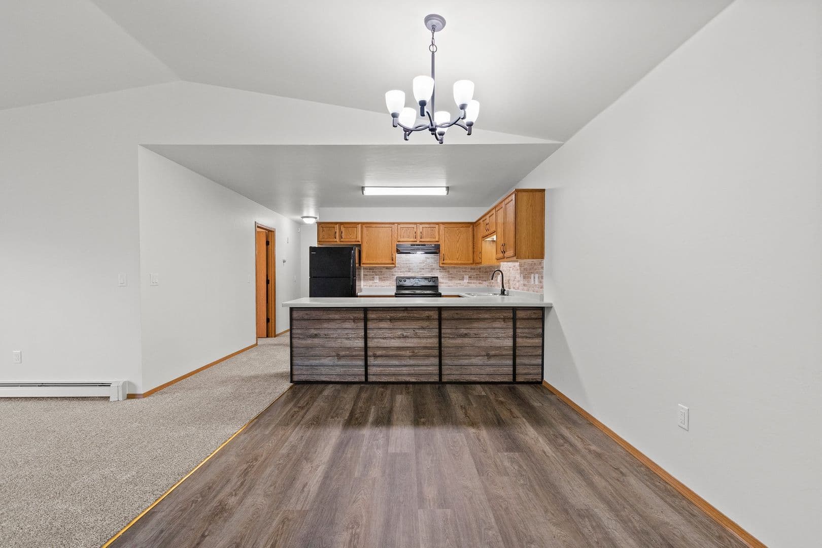Green Bay Apartment: 1045   1081 Roland Lane