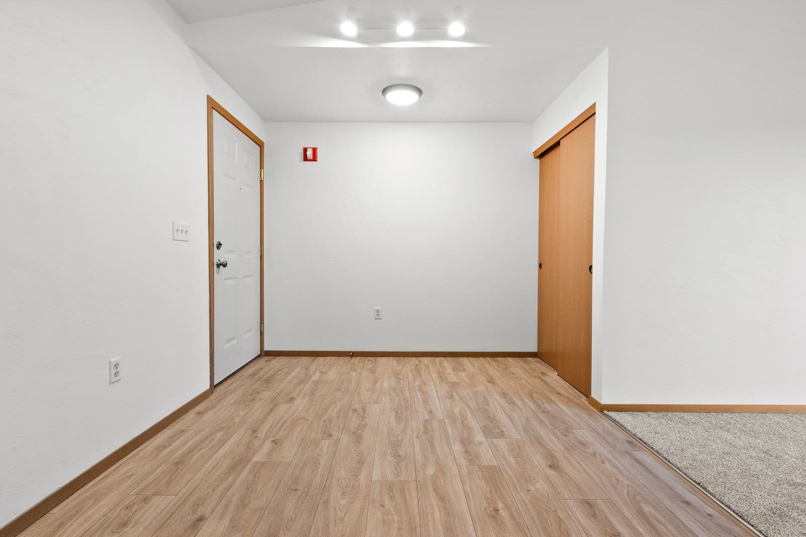 Black Creek Apartment: 505 S. Maple Street & 506 S. Main Street