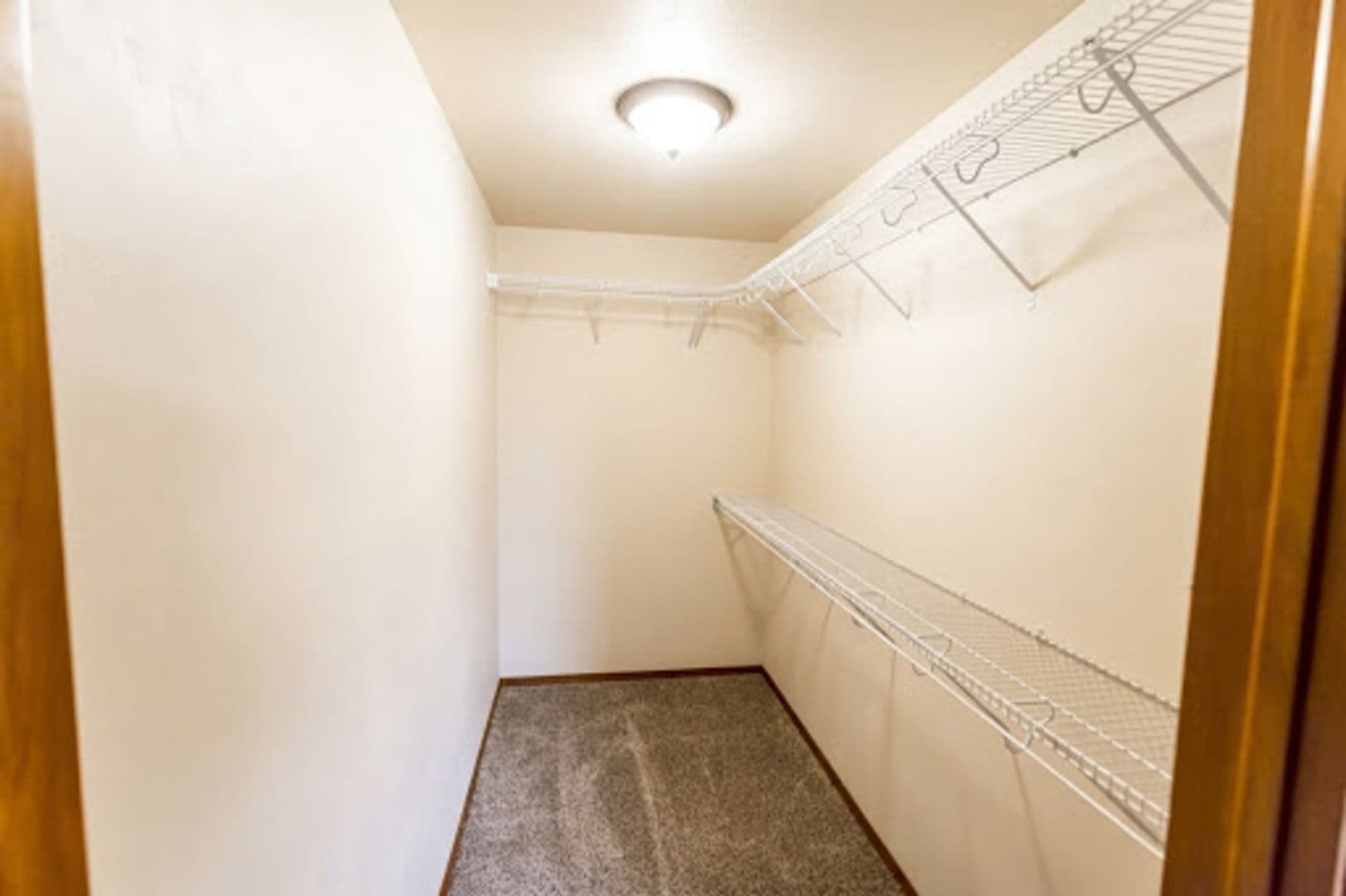 Beaver Dam Apartment: 1100 S. University Ave.