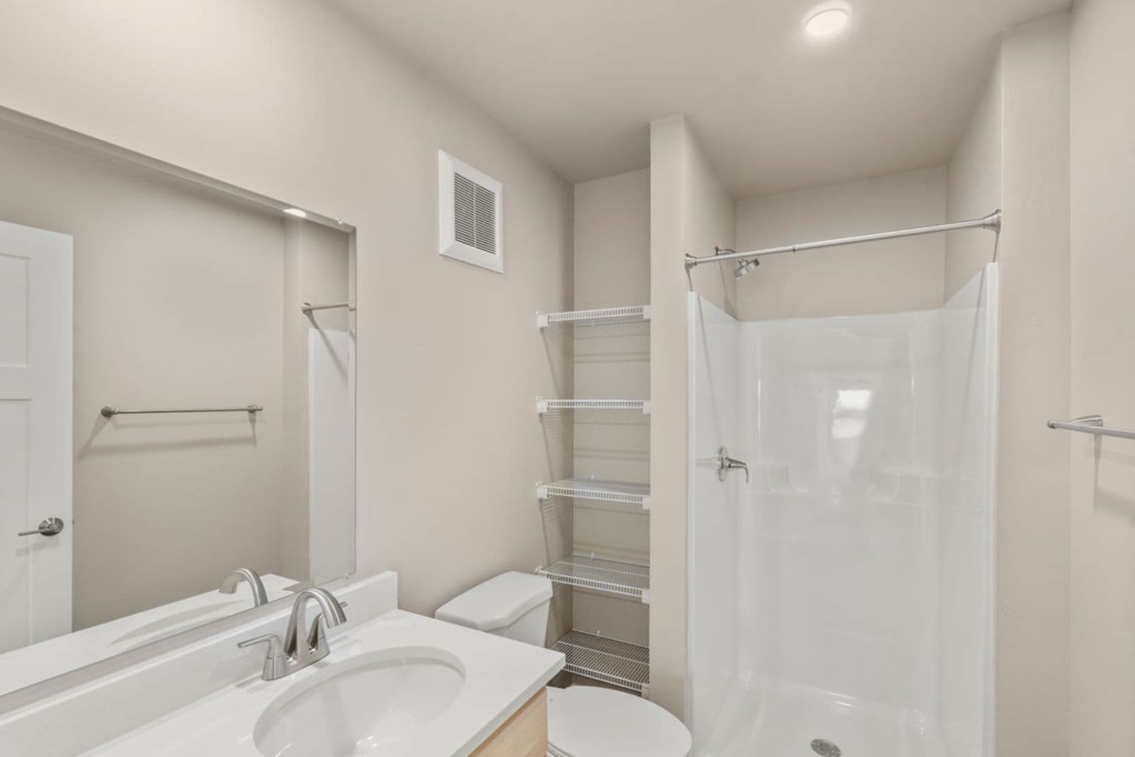 Johnson Creek Apartment: 175-200 Pondview Drive