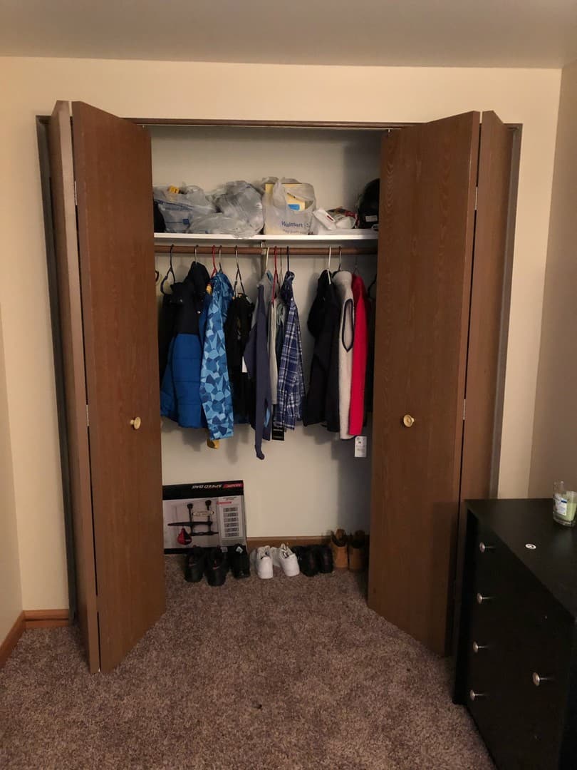 West Allis Apartment: 1500 S. 116th Street