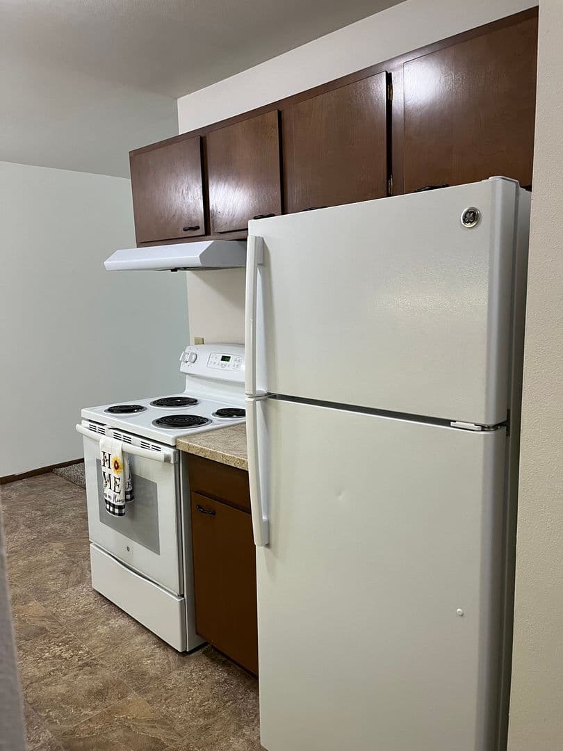 Stevens Point Apartment: 1300 1400 Sixth Ave.