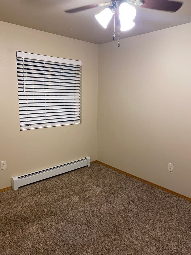 Appleton Apartment: 1275, 1319, 1327 & 1339 W. Beau Ryan Court