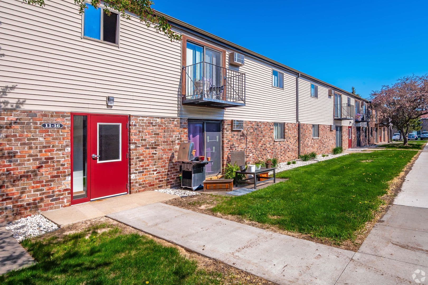Green Bay Apartment: 1361 Mesa Drive & 1340 Eminence Street