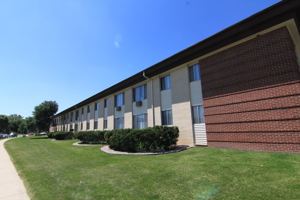 Fond Du Lac Apartment: 36 Reid Terrace