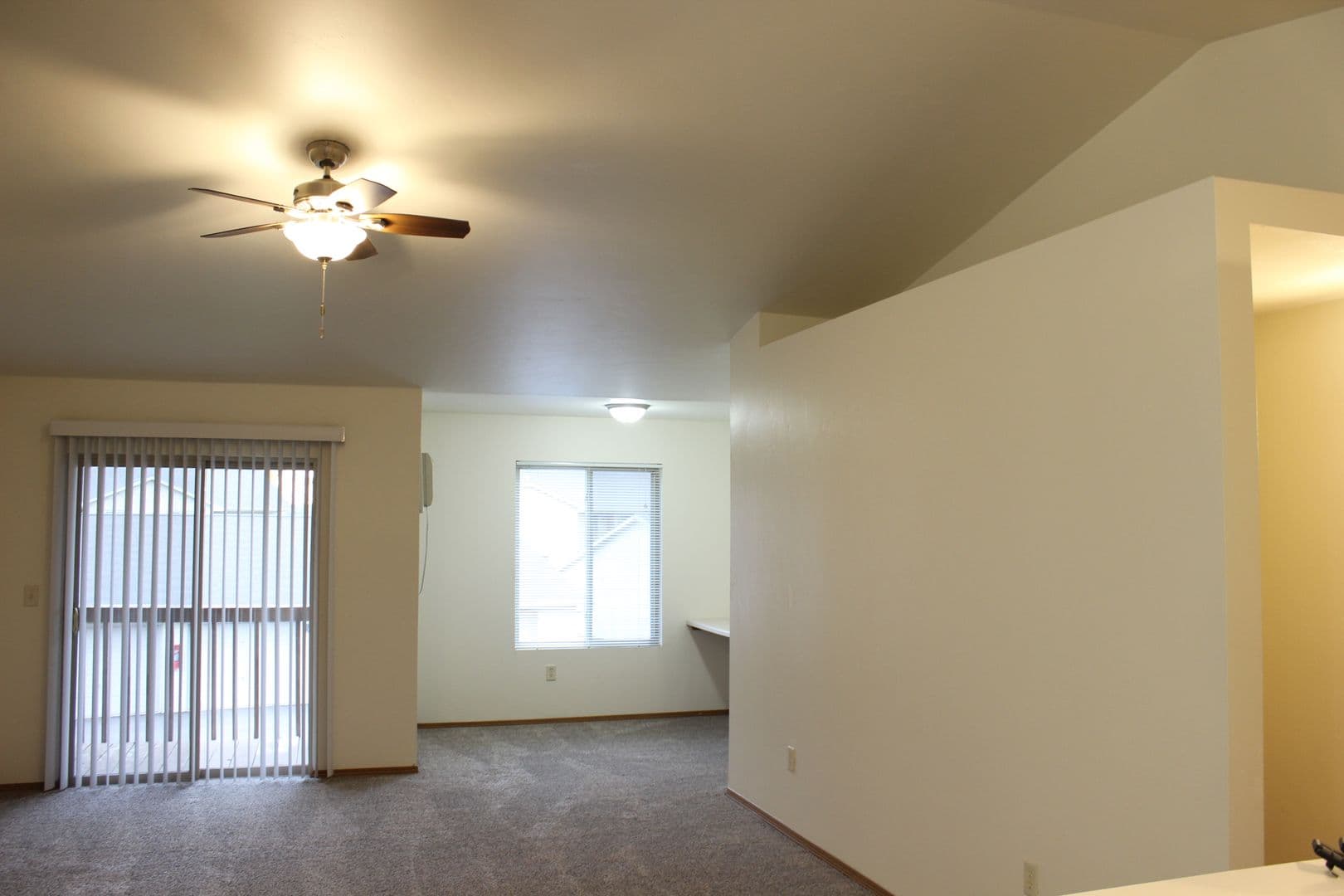 Kaukauna Apartment: 2220 - 2258 Gentry Drive