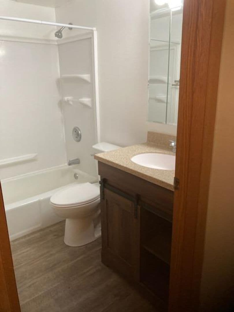 Marshfield Apartment: 301 W 17th St & 1601-1603 S. Locust Ave.