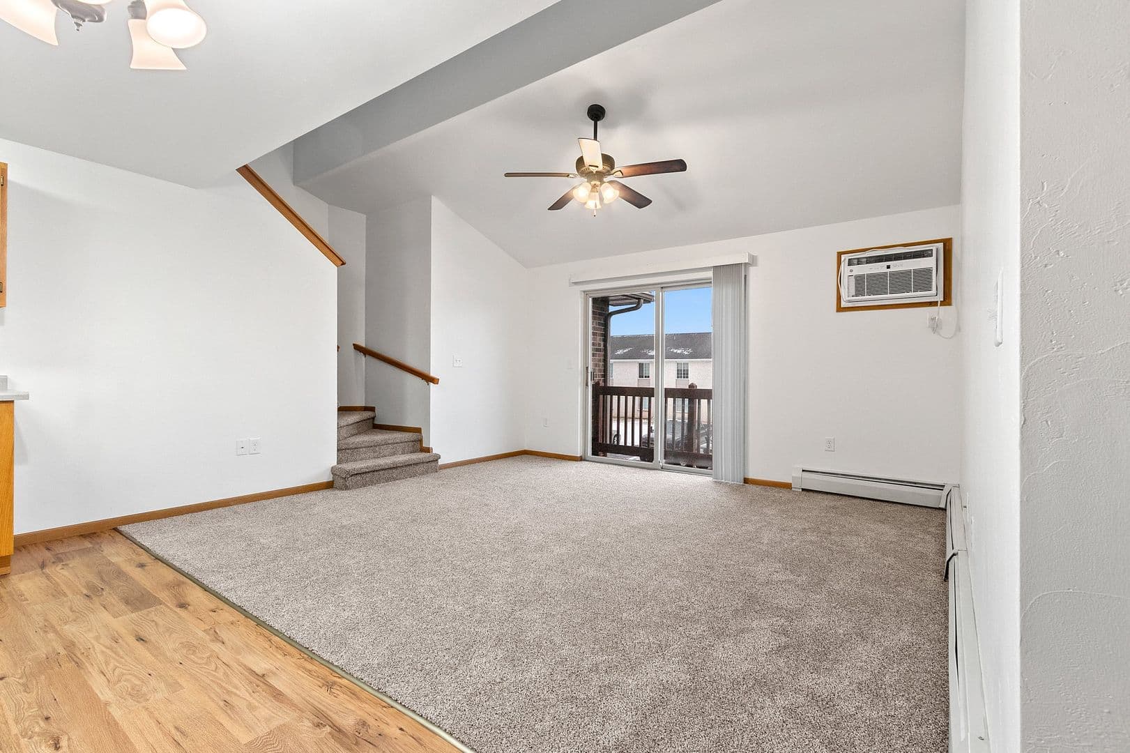 Green Bay Apartment: 1785 Verlin Road