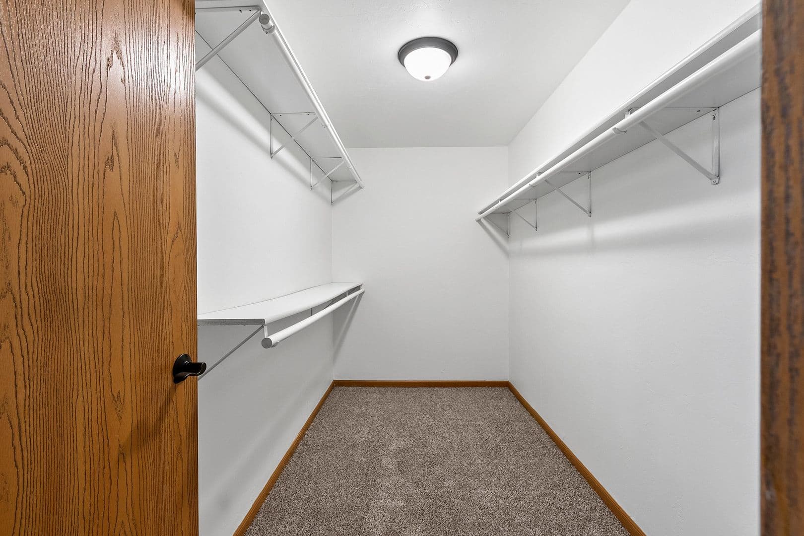 Green Bay Apartment: 1785 Verlin Road